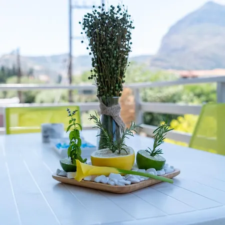 Apartment Sea Breeze 2