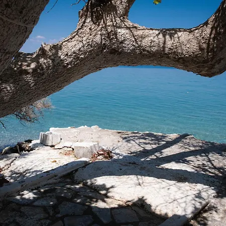 Sea Breeze 2 Apartment