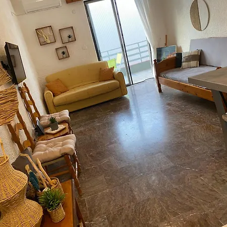 Apartment Sea Breeze 2 Xylokastro