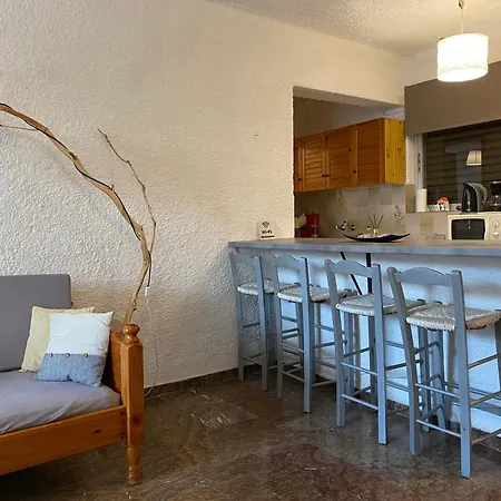 Apartment Sea Breeze 2